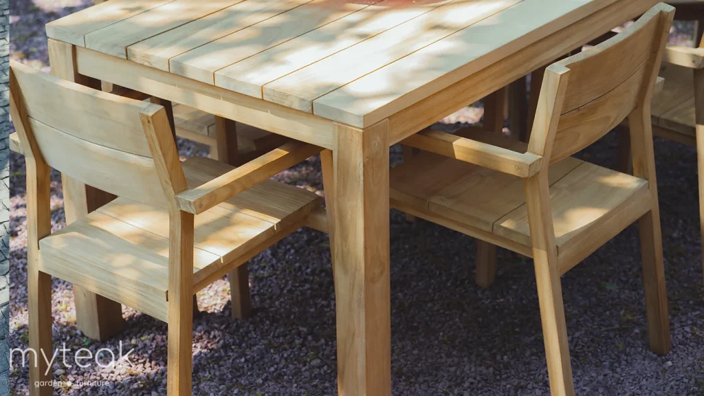 tik ağacı mobilya bakımı