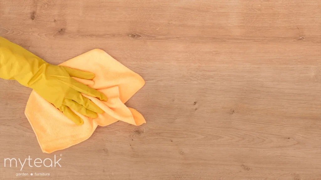 tik ağacı mobilya temizleme